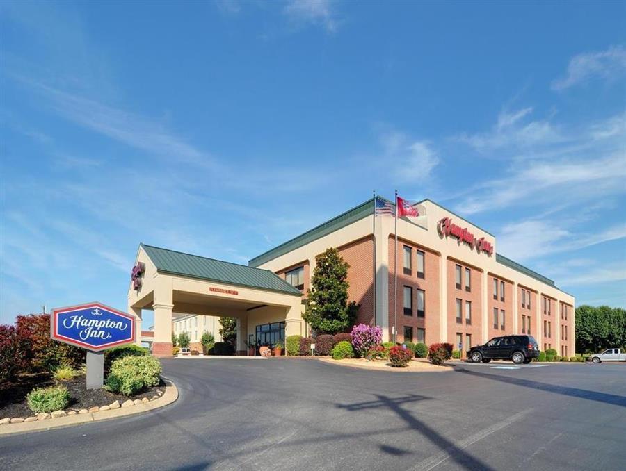 Hampton Inn Атенс Экстерьер фото