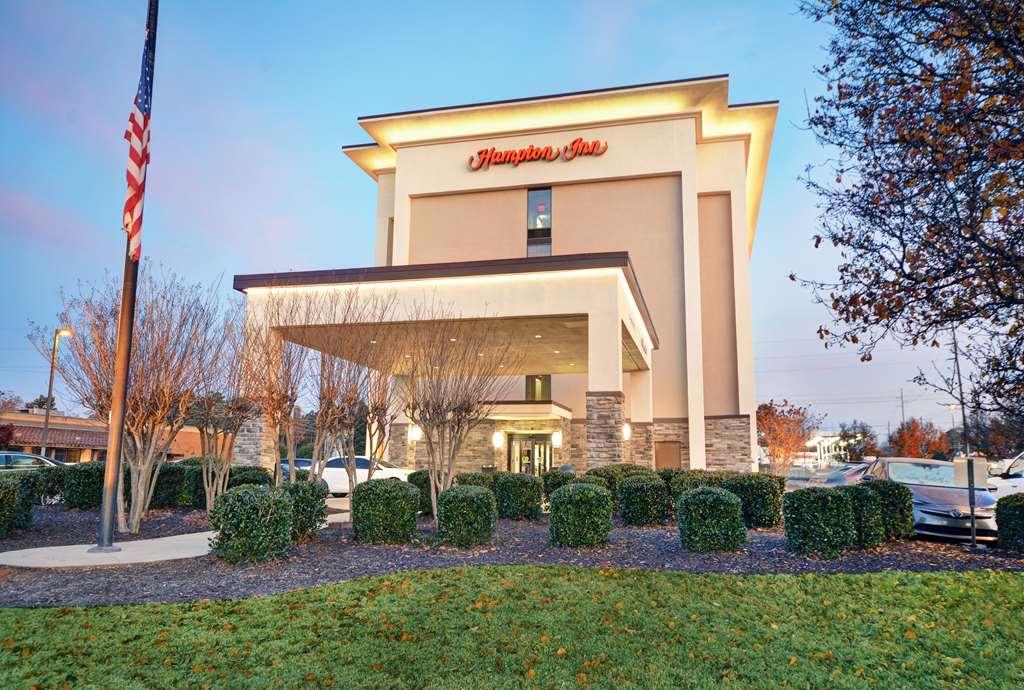 Hampton Inn Атенс Экстерьер фото